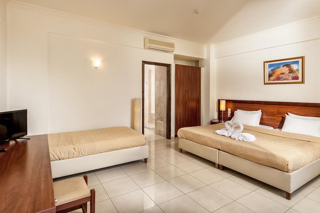 Adelais Hotel Tavronitis  Bagian luar foto